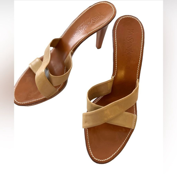 Yves Saint Laurent
Leather Slides
Sz 10 | IT 40 - Picture 7 of 7